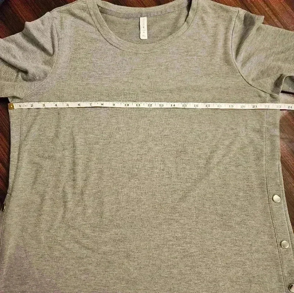 Ideology Gray Long Sleeve Round Neck Side Snap Long Tunic Plus 1X EUC - Picture 8 of 14